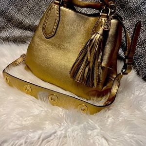 Gold collection Brooklyn